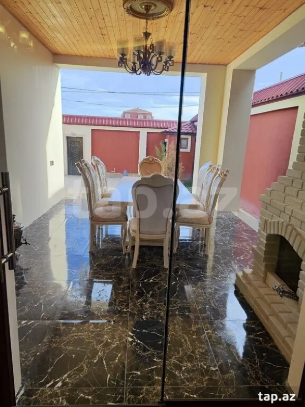 Kirayə verilir 4 otaqlı həyət evi 200 m²