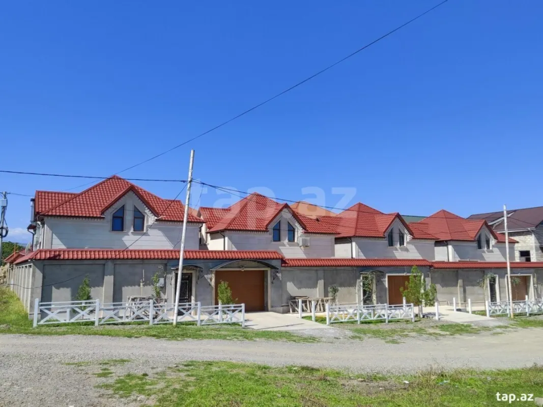 Kirayə verilir 4 otaqlı həyət evi 200 m²