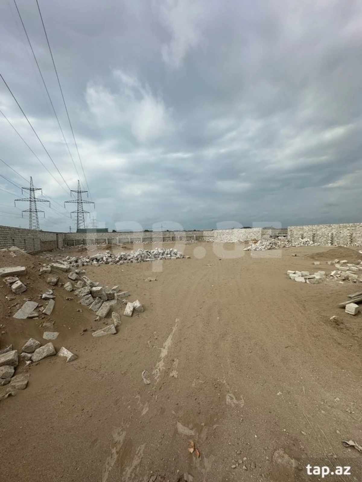 Satılır torpaq sahəsi