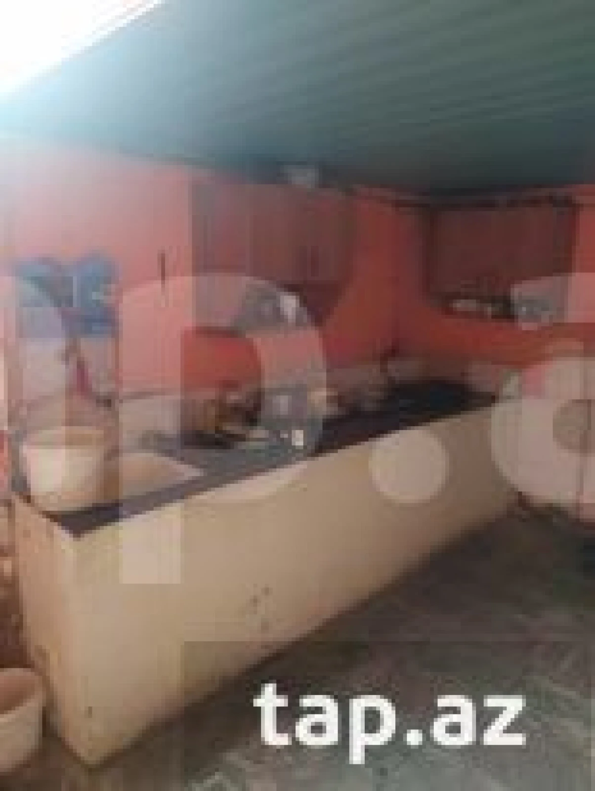 Kirayə verilir 1 otaqlı həyət evi