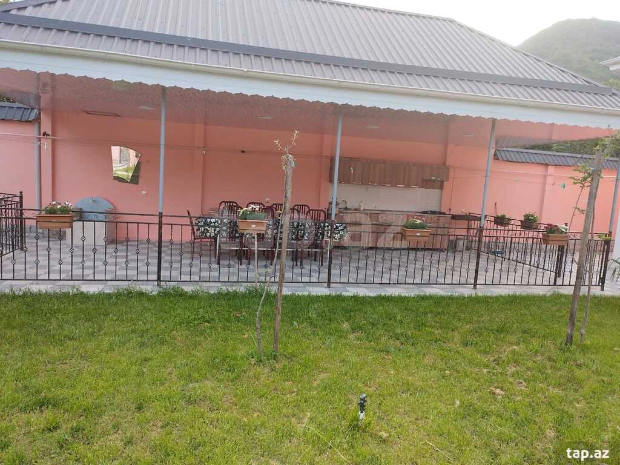 Kirayə verilir 4 otaqlı həyət evi