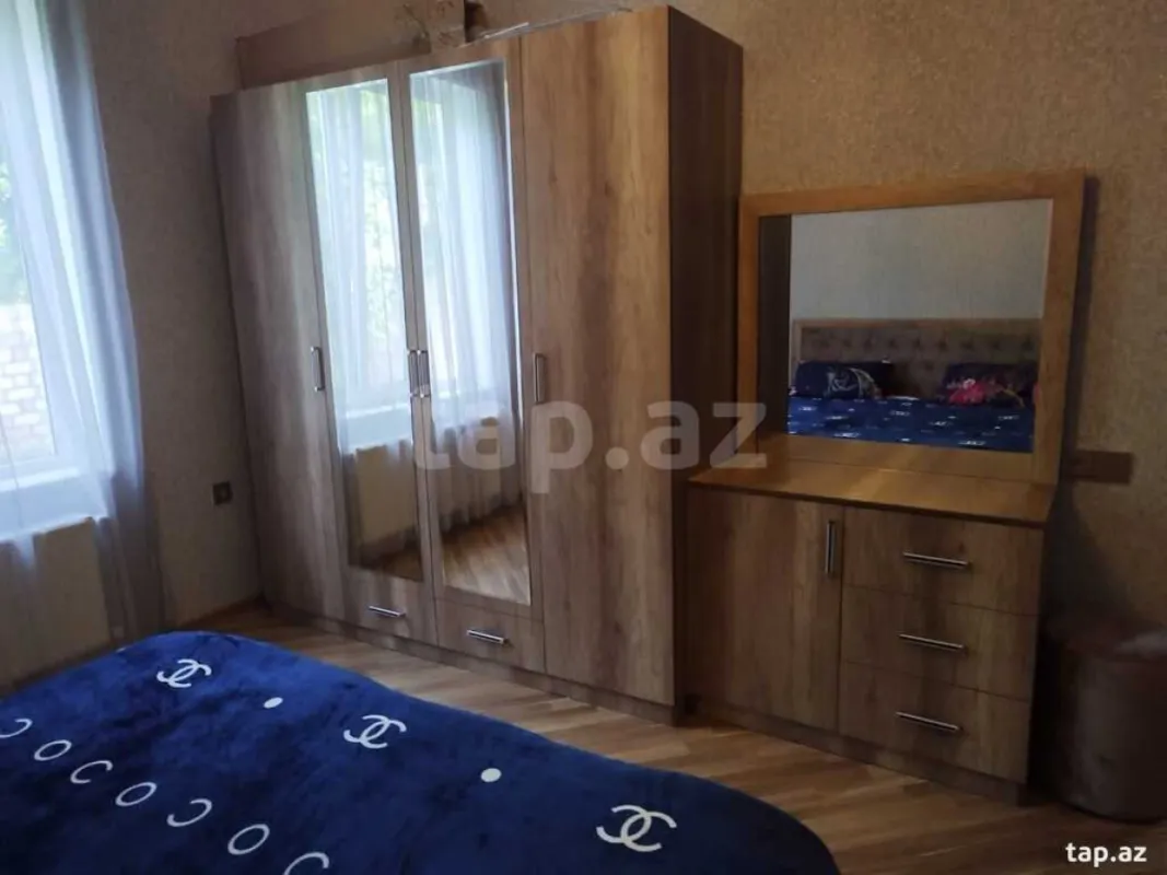 Kirayə verilir 4 otaqlı həyət evi