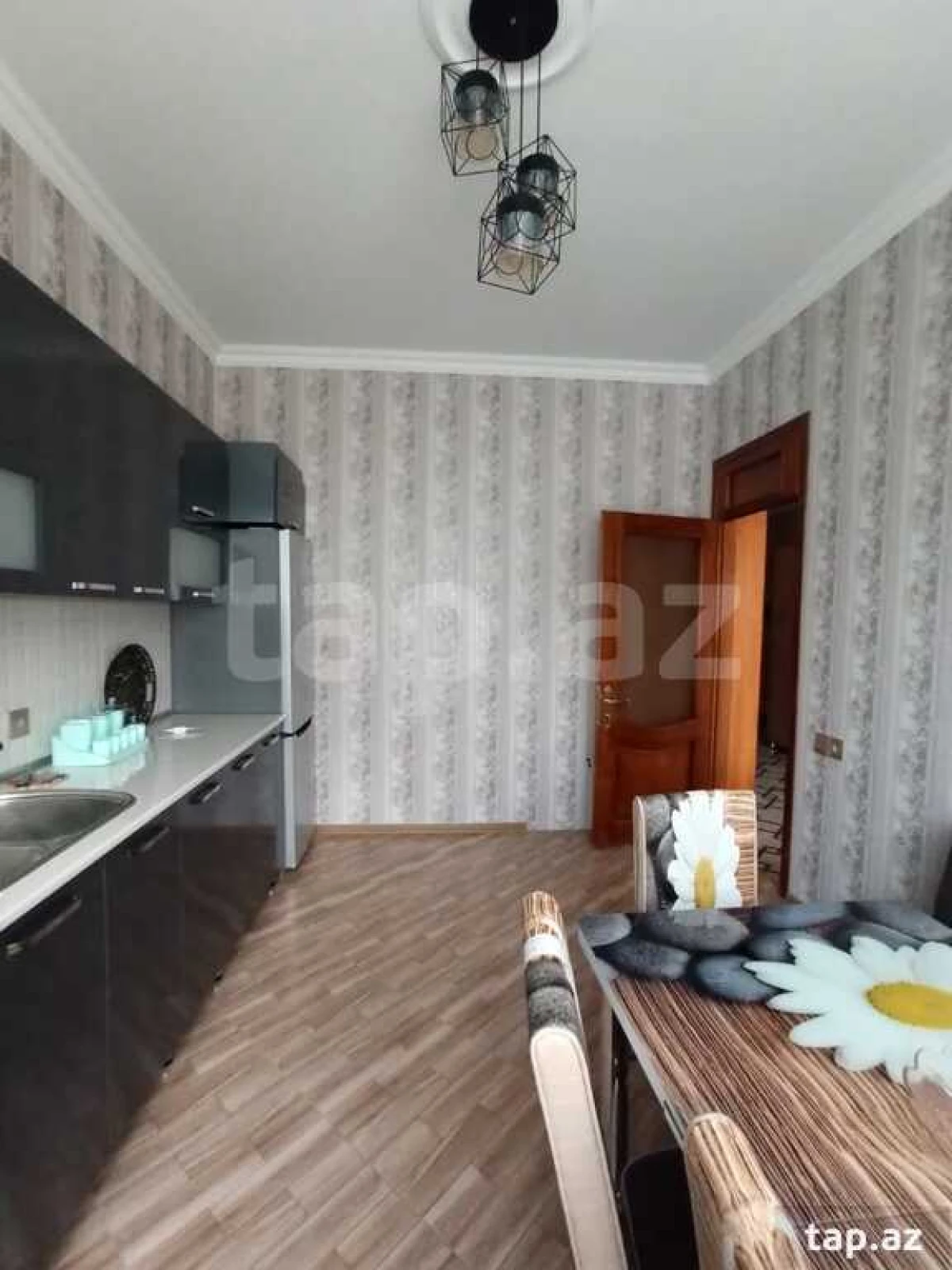 Kirayə verilir 4 otaqlı həyət evi