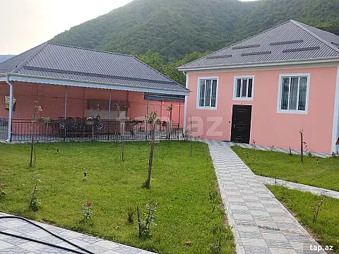 Kirayə verilir 4 otaqlı həyət evi