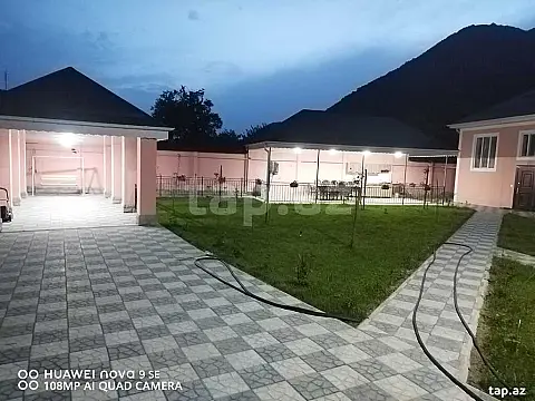 Kirayə verilir 4 otaqlı həyət evi
