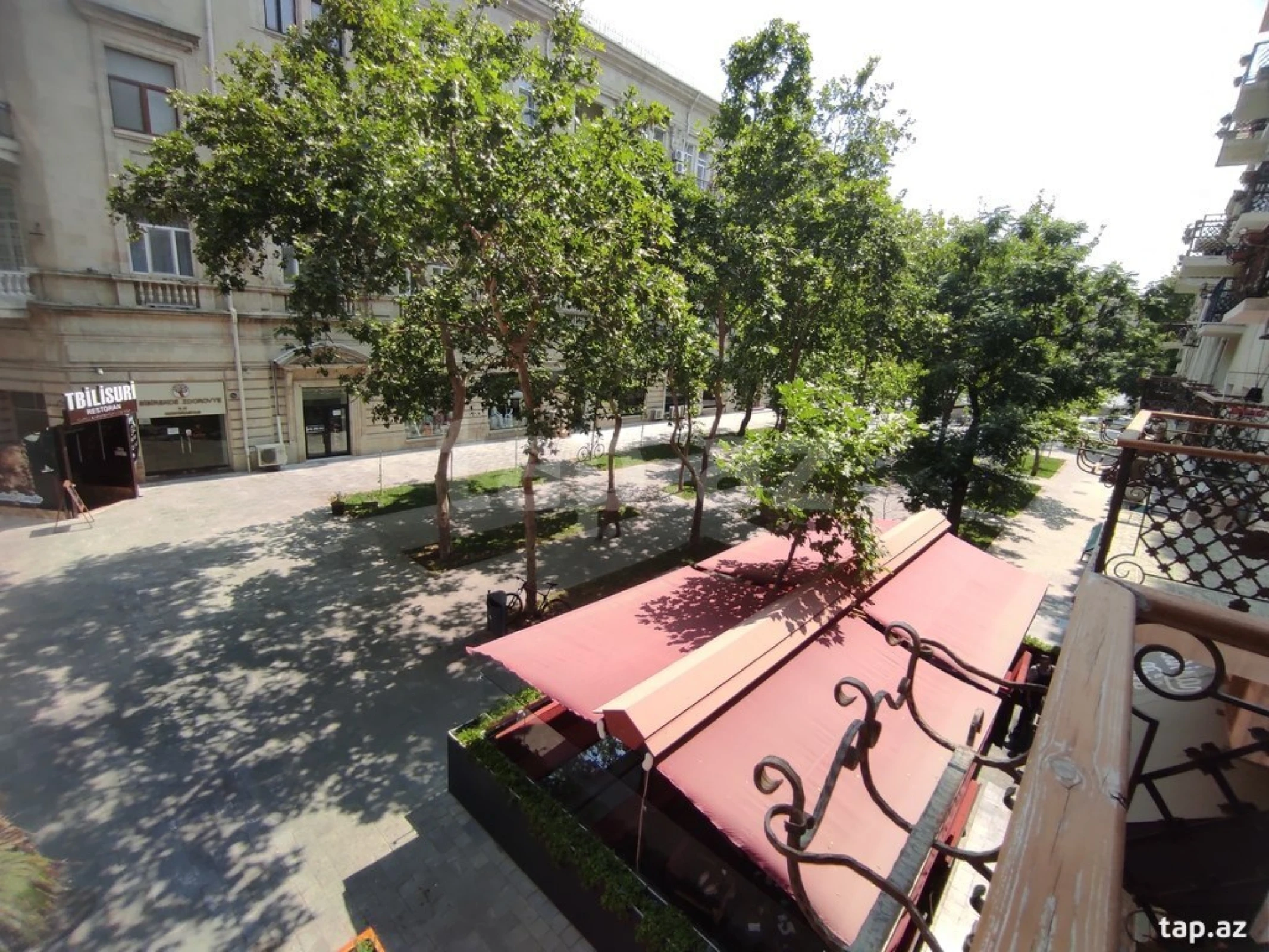Kirayə verilir 2 otaqlı mənzil 66 m²