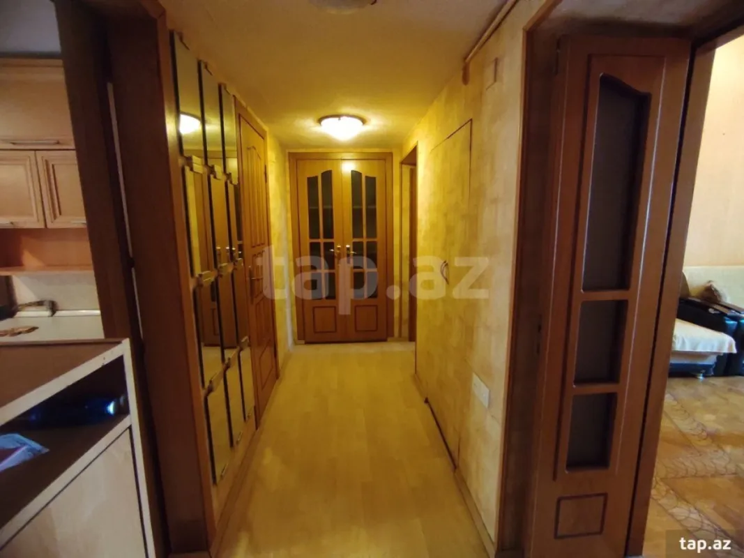 Kirayə verilir 2 otaqlı mənzil 66 m²