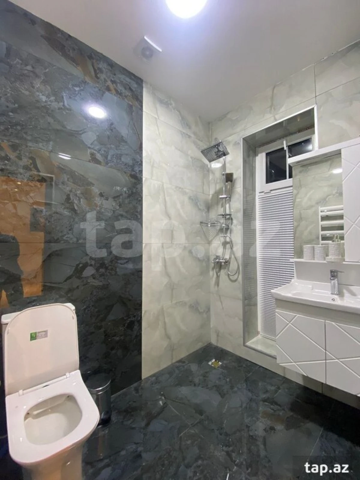 Kirayə verilir 5 otaqlı həyət evi 200 m²