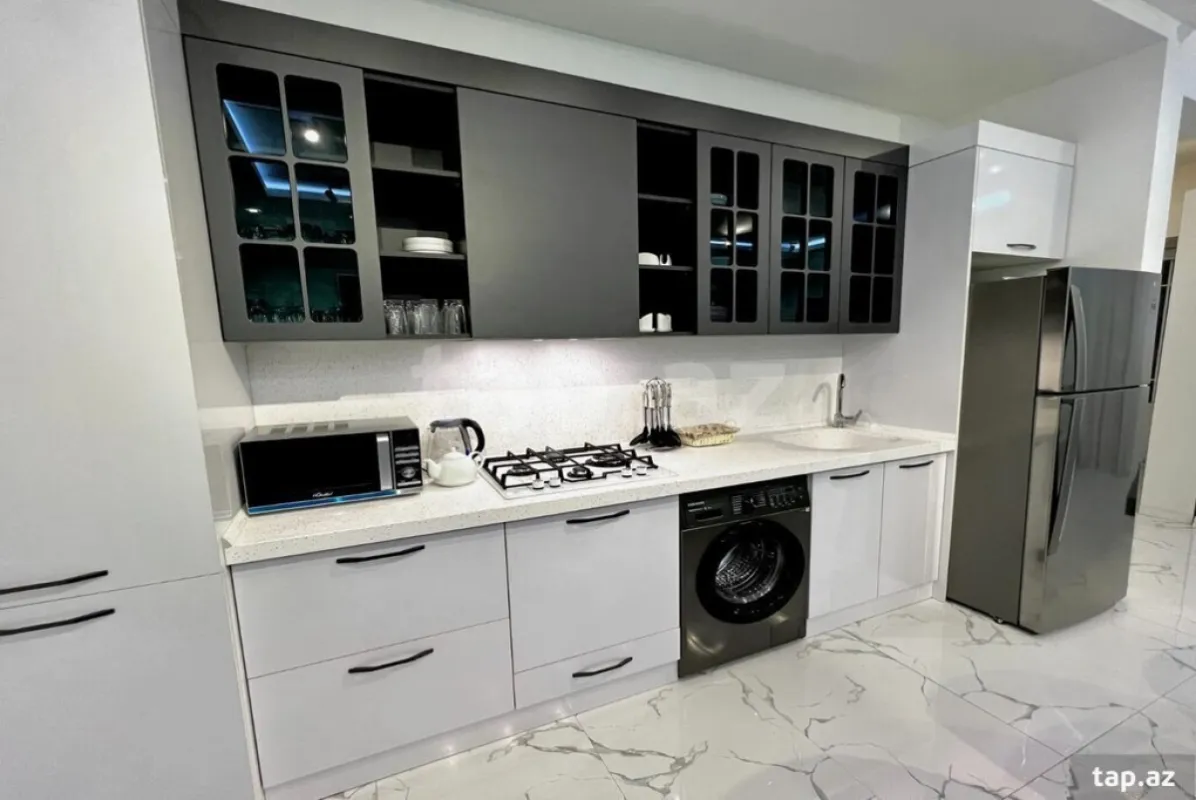 Kirayə verilir 5 otaqlı həyət evi 200 m²