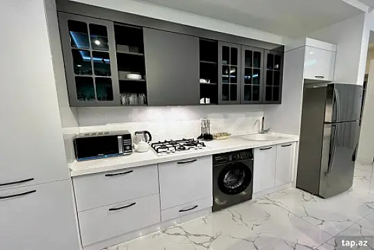 Kirayə verilir 5 otaqlı həyət evi 200 m²