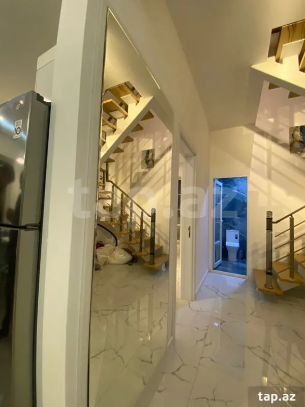 Kirayə verilir 5 otaqlı həyət evi 200 m²