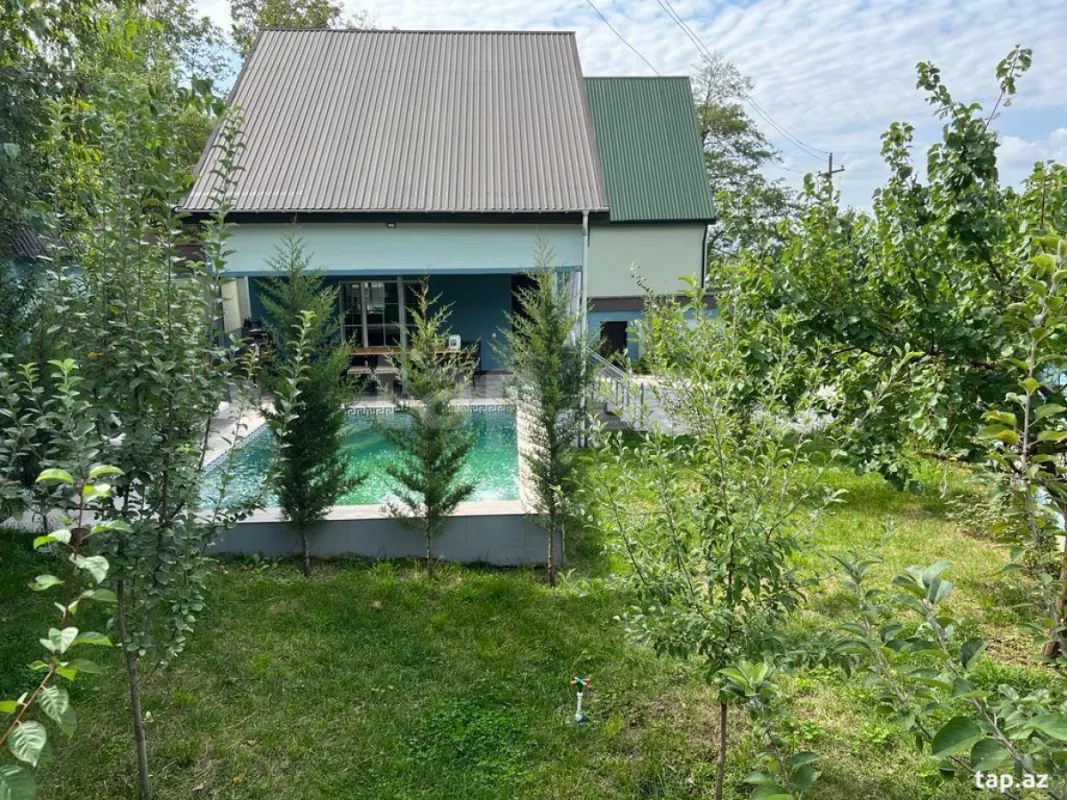 Kirayə verilir 5 otaqlı həyət evi