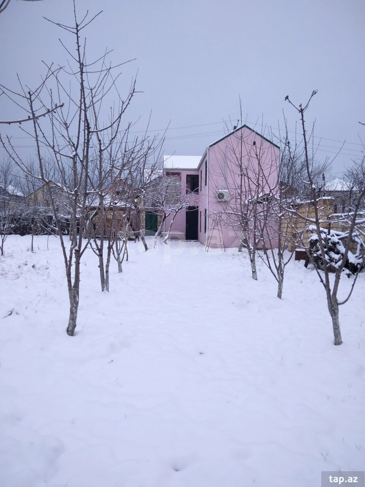 Kirayə verilir 2 otaqlı həyət evi