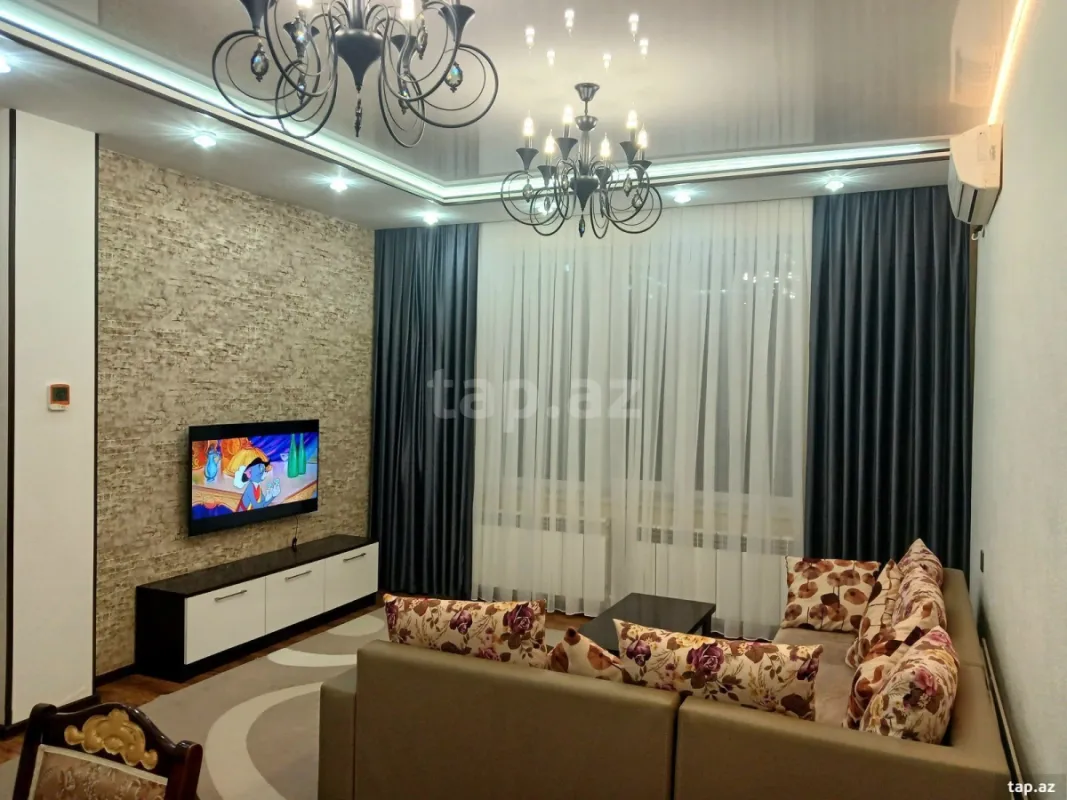 Kirayə verilir 4 otaqlı həyət evi