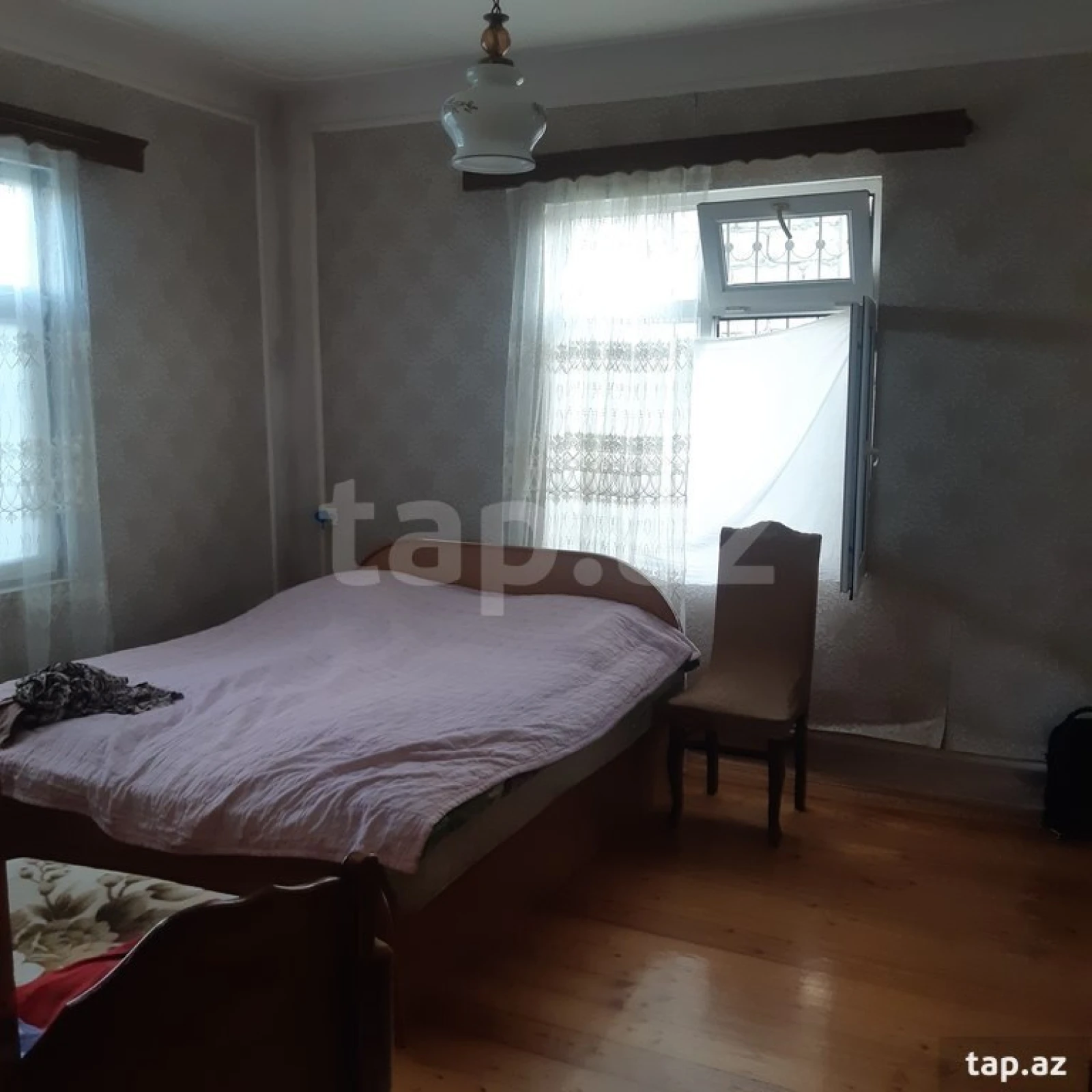 Satılır 3 otaqlı həyət evi