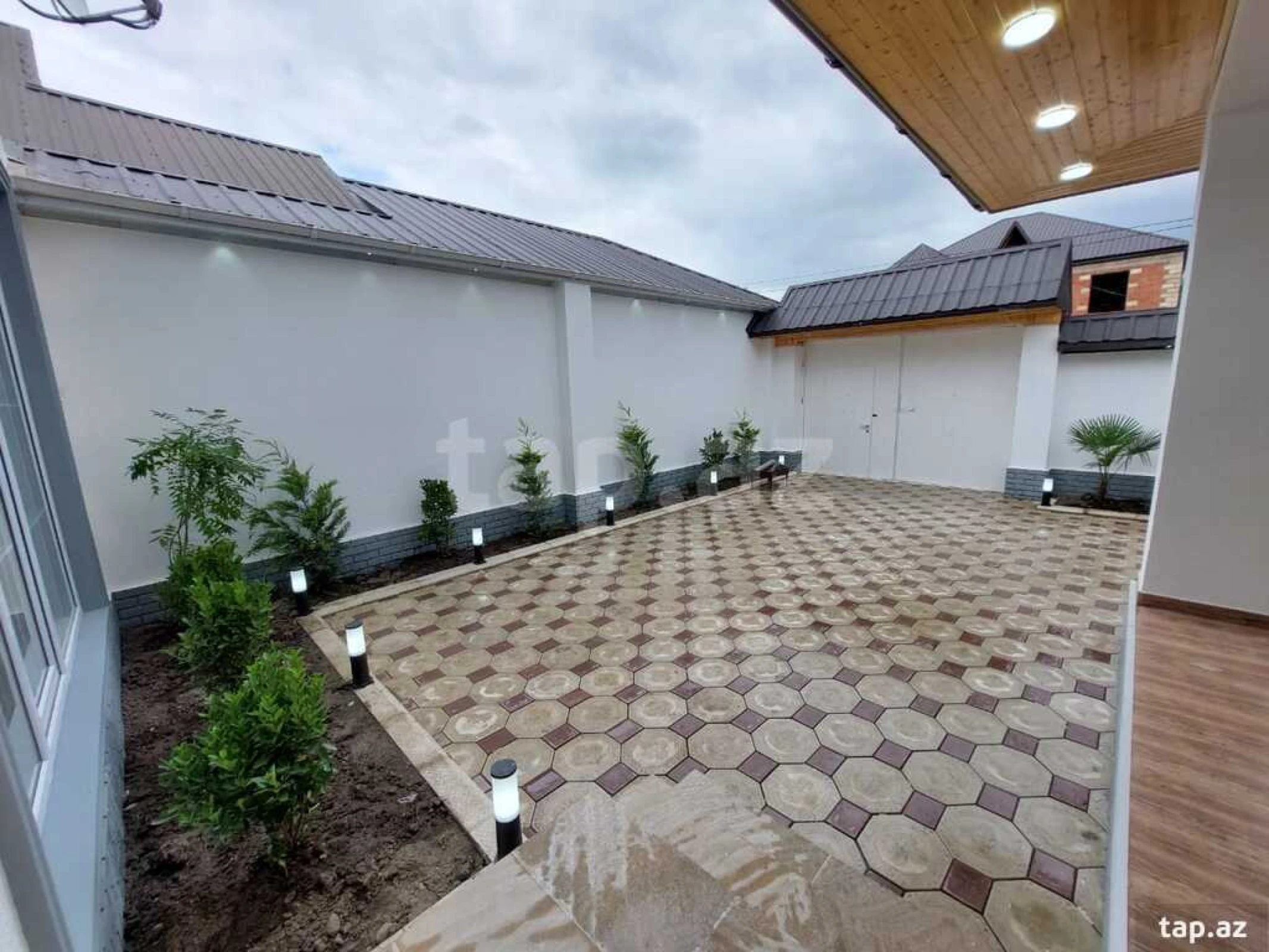 Kirayə verilir 5 otaqlı həyət evi