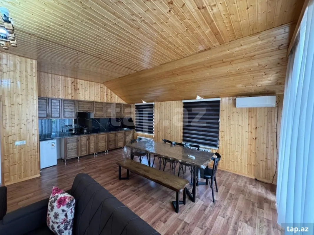 Kirayə verilir 5 otaqlı həyət evi