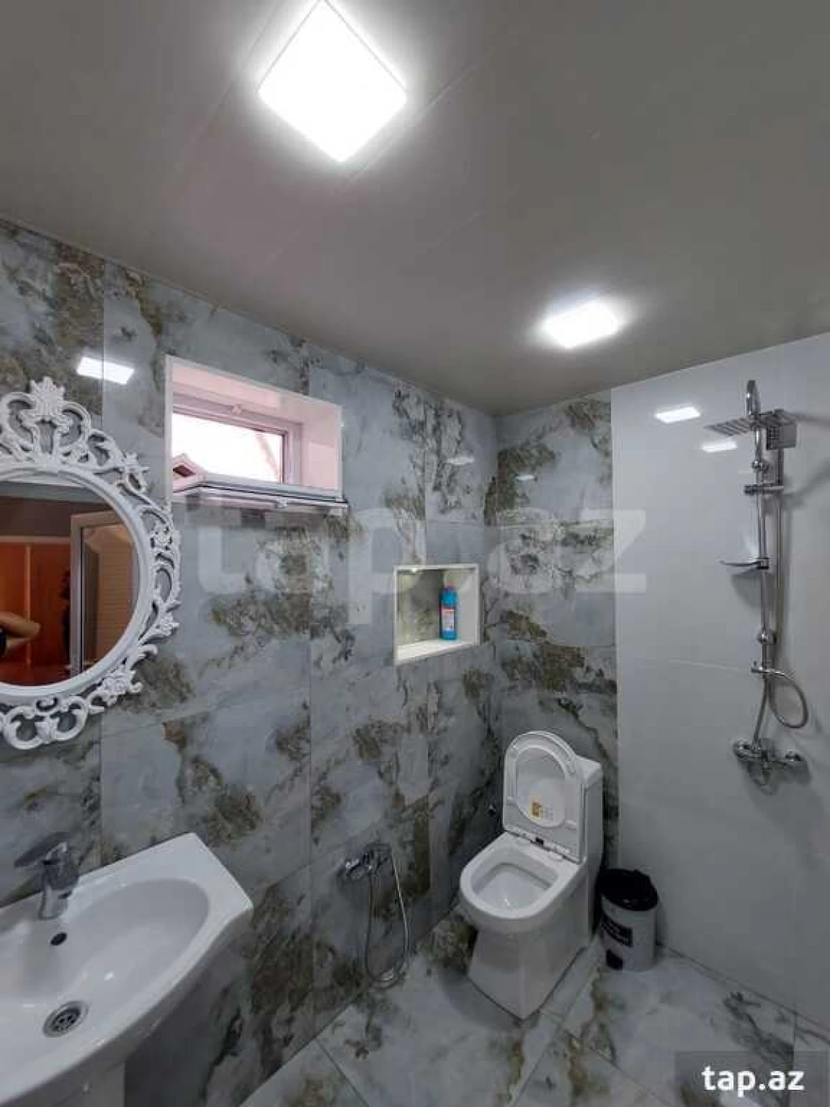 Kirayə verilir 5 otaqlı həyət evi