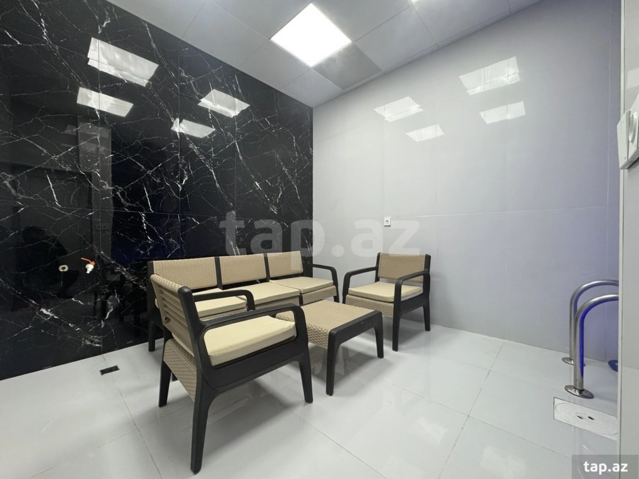 Kirayə verilir 5 otaqlı həyət evi