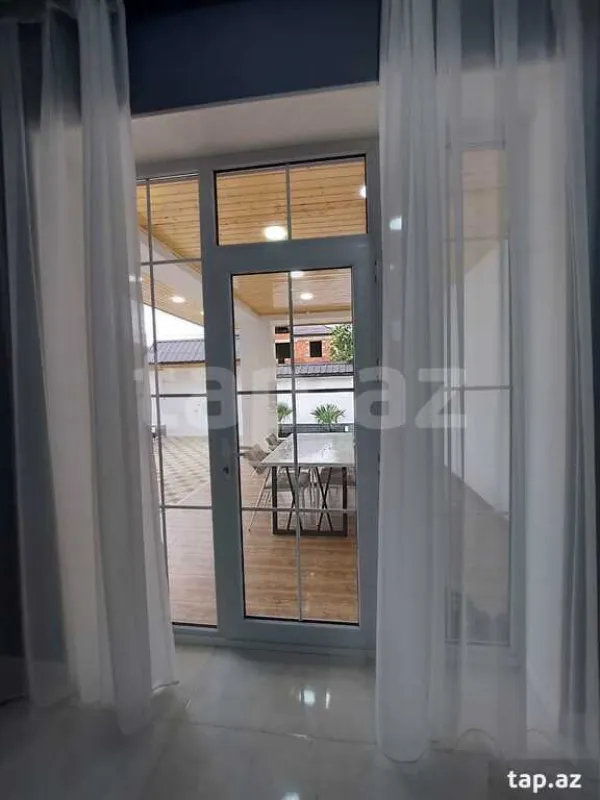 Kirayə verilir 5 otaqlı həyət evi