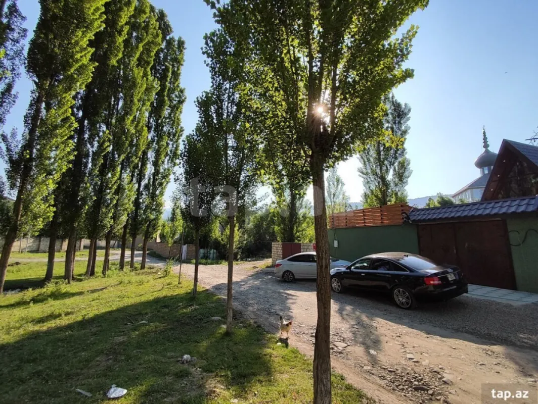 Kirayə verilir 3 otaqlı həyət evi