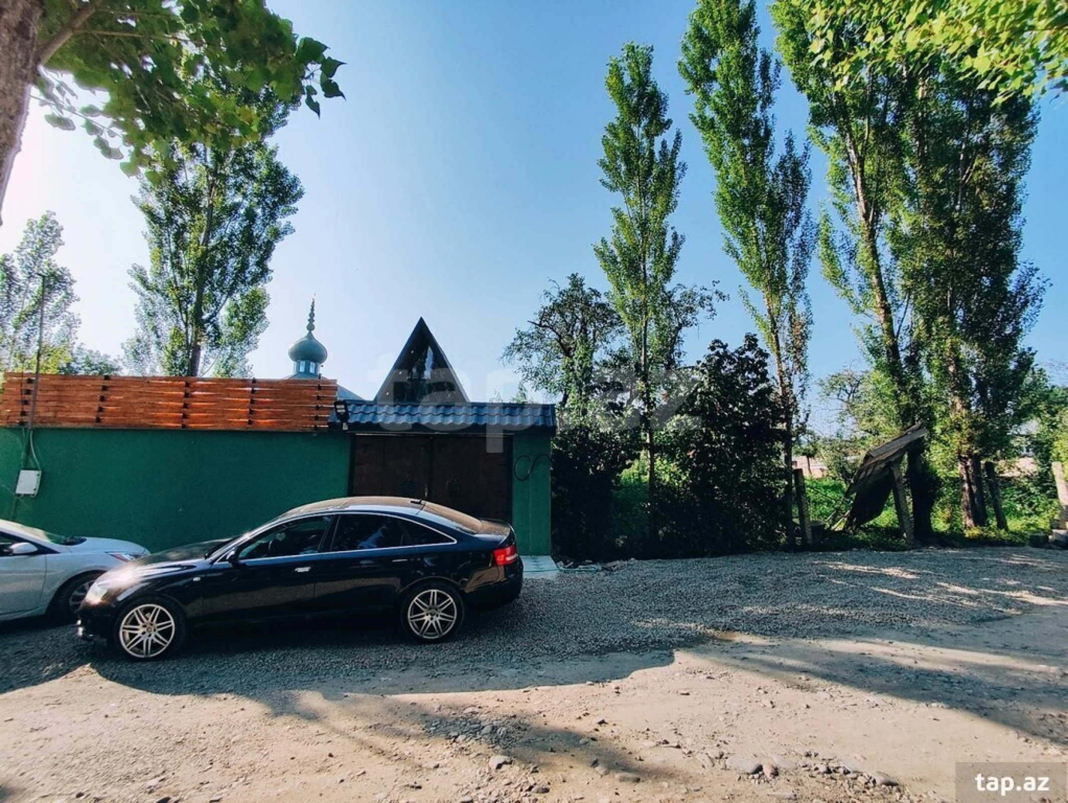 Kirayə verilir 3 otaqlı həyət evi