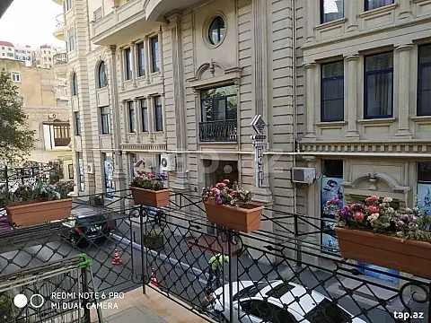 Kirayə verilir 3 otaqlı mənzil 69 m² — Bakı 3 otaq 69.00 m²