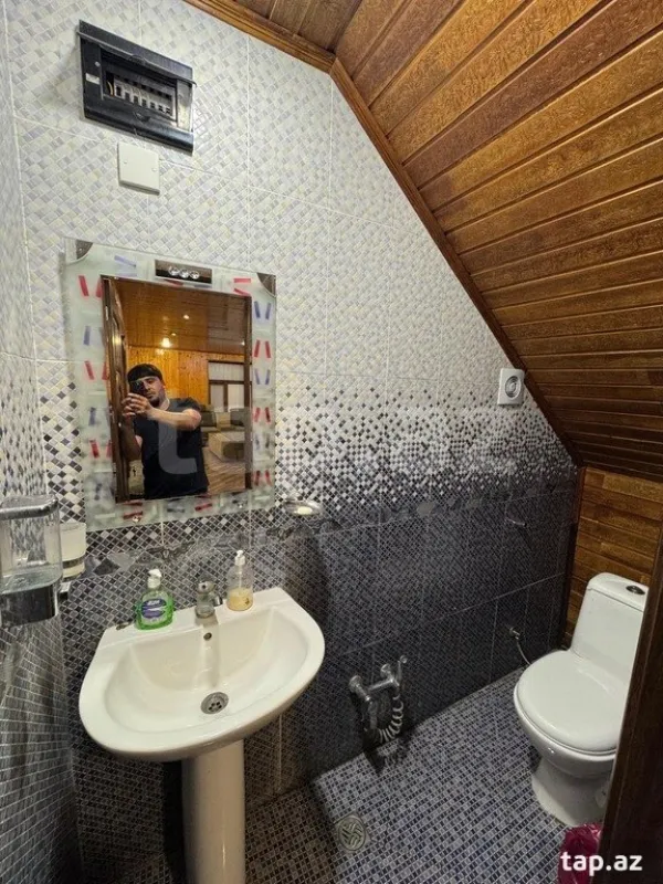 Kirayə verilir 5 otaqlı həyət evi