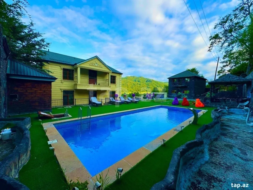 Kirayə verilir 5 otaqlı həyət evi