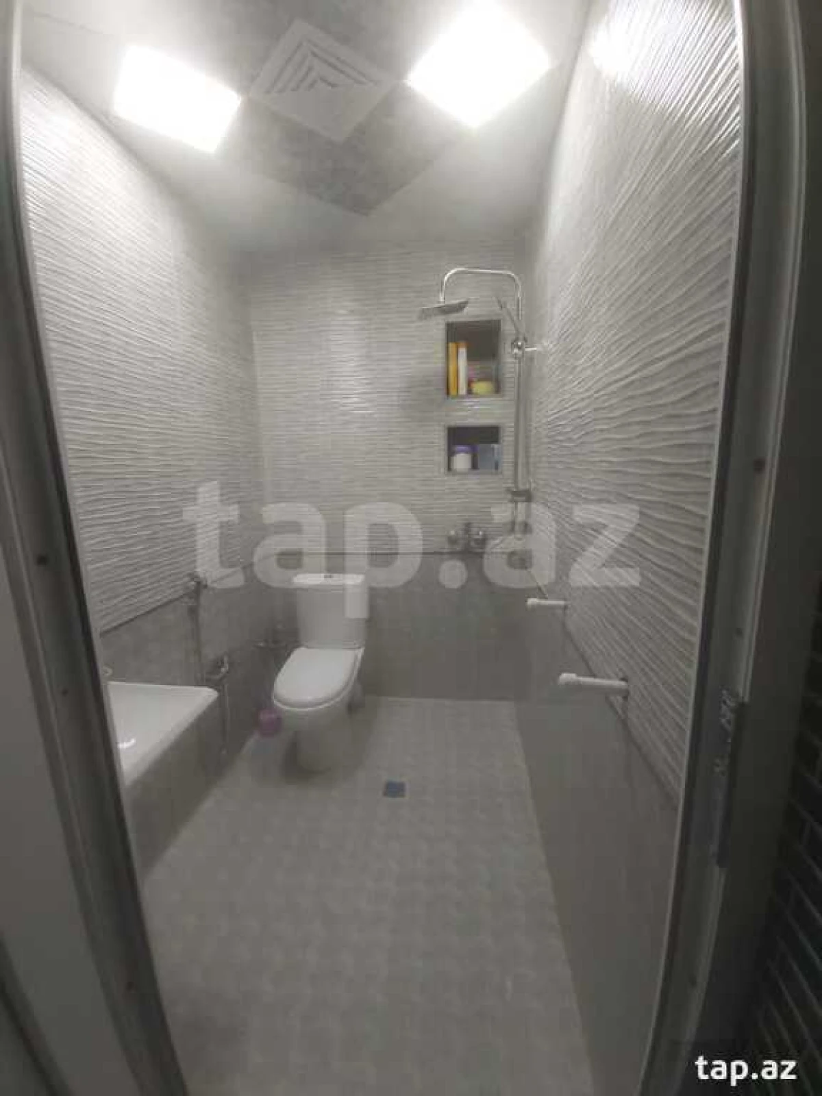 Satılır 2 otaqlı yeni tikili 55 m²