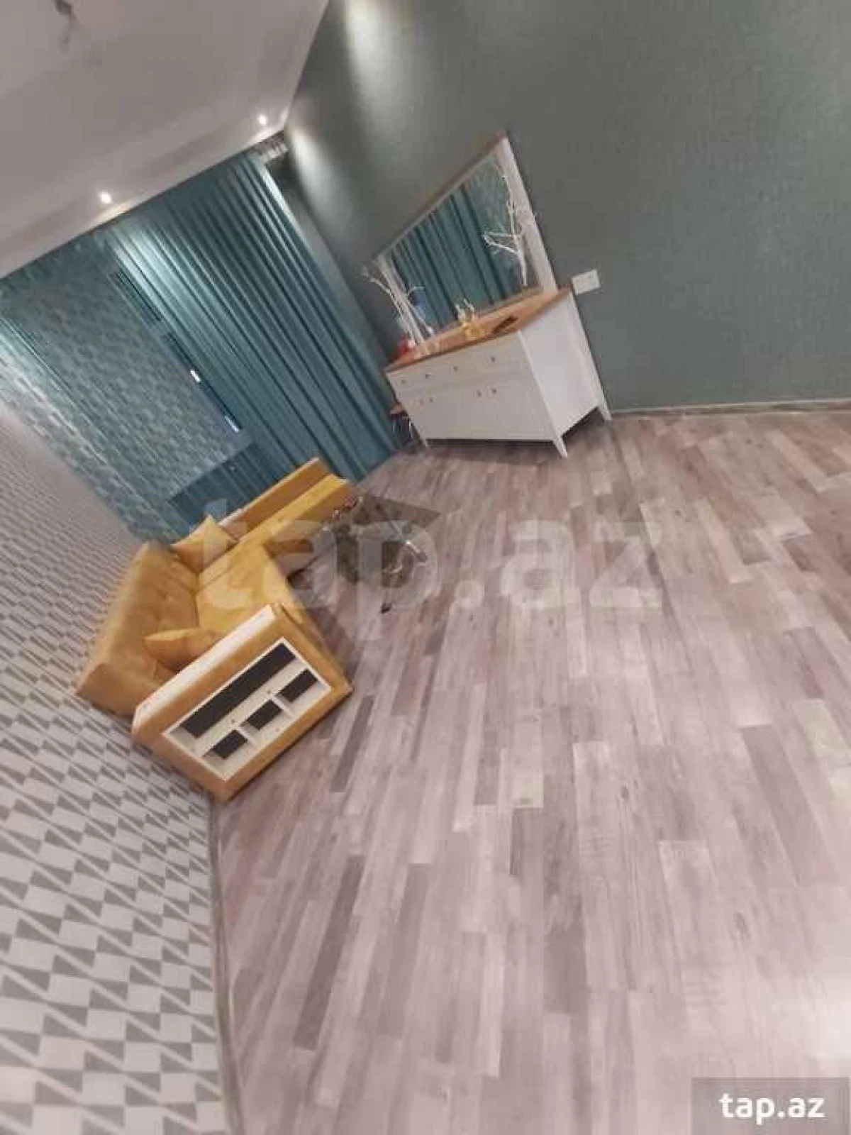 Satılır 2 otaqlı yeni tikili 55 m²