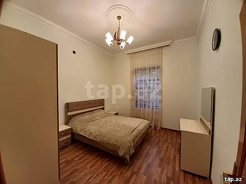 Kirayə verilir 4 otaqlı həyət evi