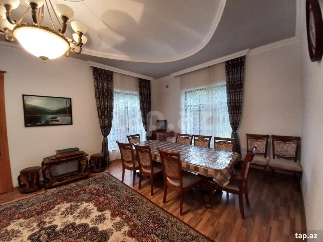 Kirayə verilir 4 otaqlı həyət evi