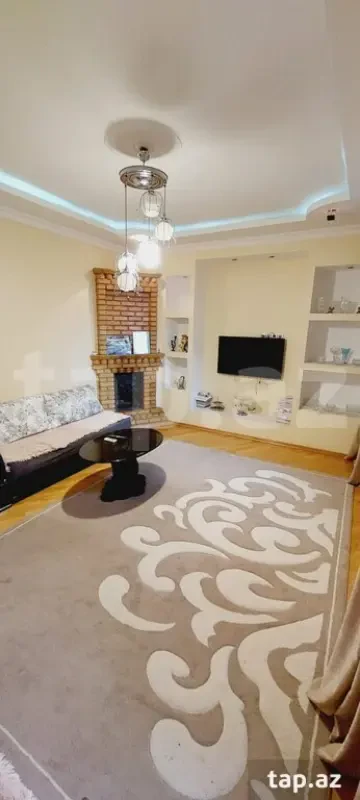 Satılır 4 otaqlı mənzil 120 m²