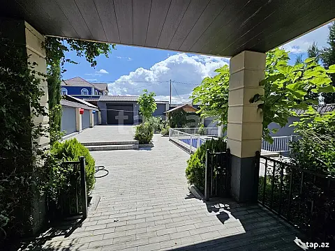 Kirayə verilir 5 otaqlı həyət evi