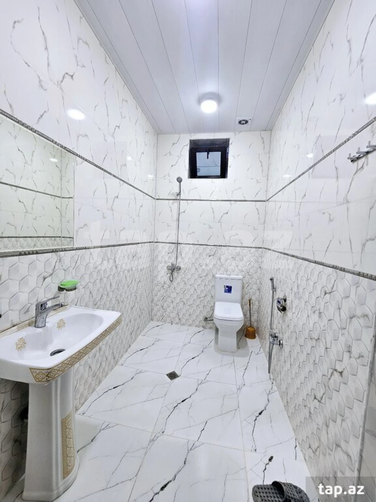 Kirayə verilir 5 otaqlı həyət evi