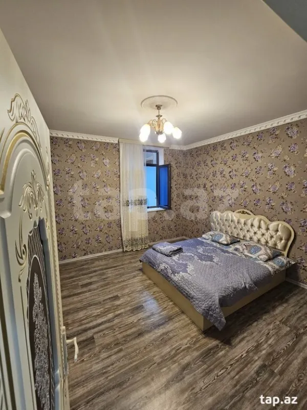 Kirayə verilir 5 otaqlı həyət evi