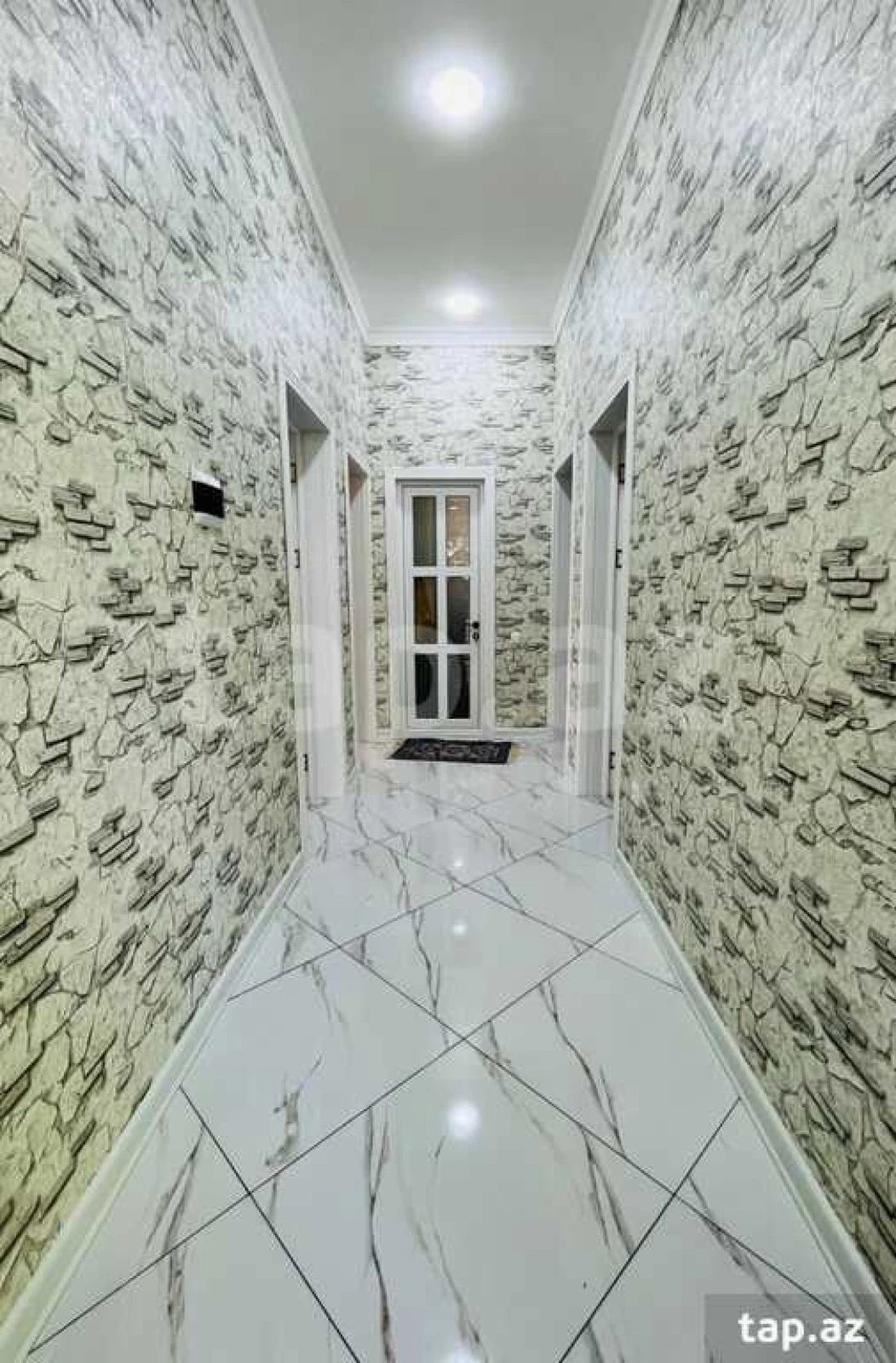 Kirayə verilir 3 otaqlı həyət evi