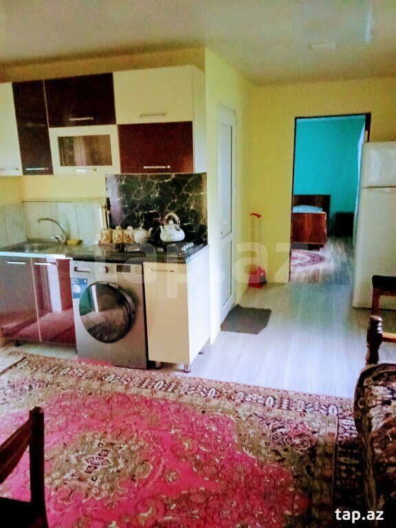 Kirayə verilir 2 otaqlı həyət evi 75 m²