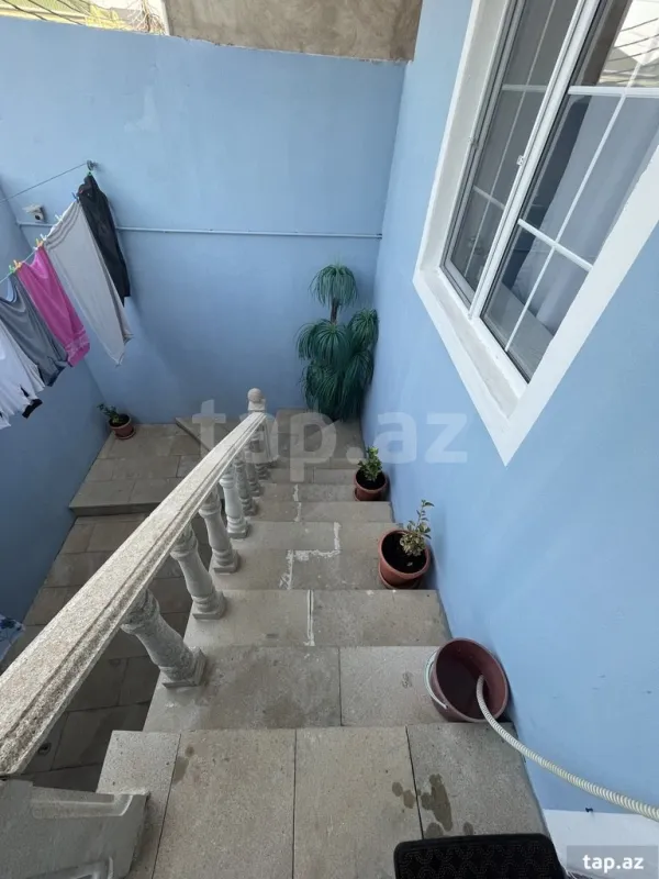 Satılır 4 otaqlı həyət evi 120 m²