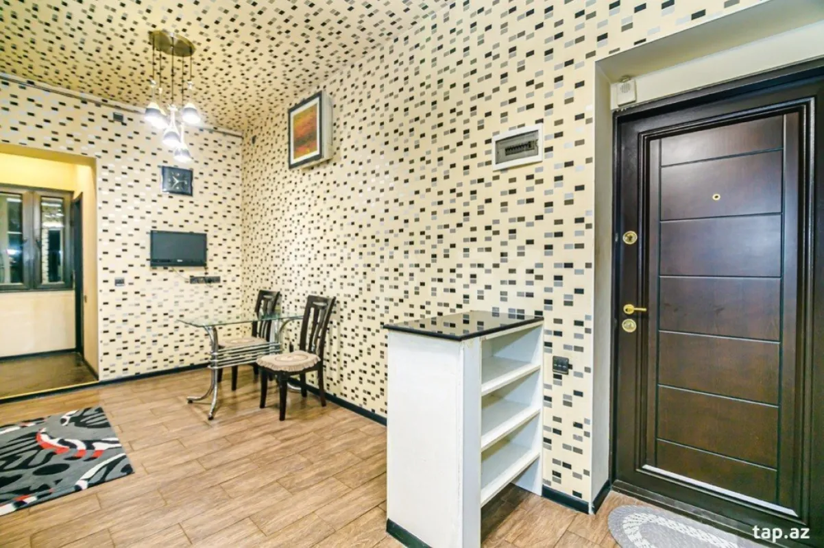 Kirayə verilir 2 otaqlı mənzil 60 m²