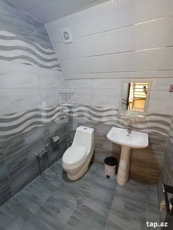 Kirayə verilir 3 otaqlı həyət evi