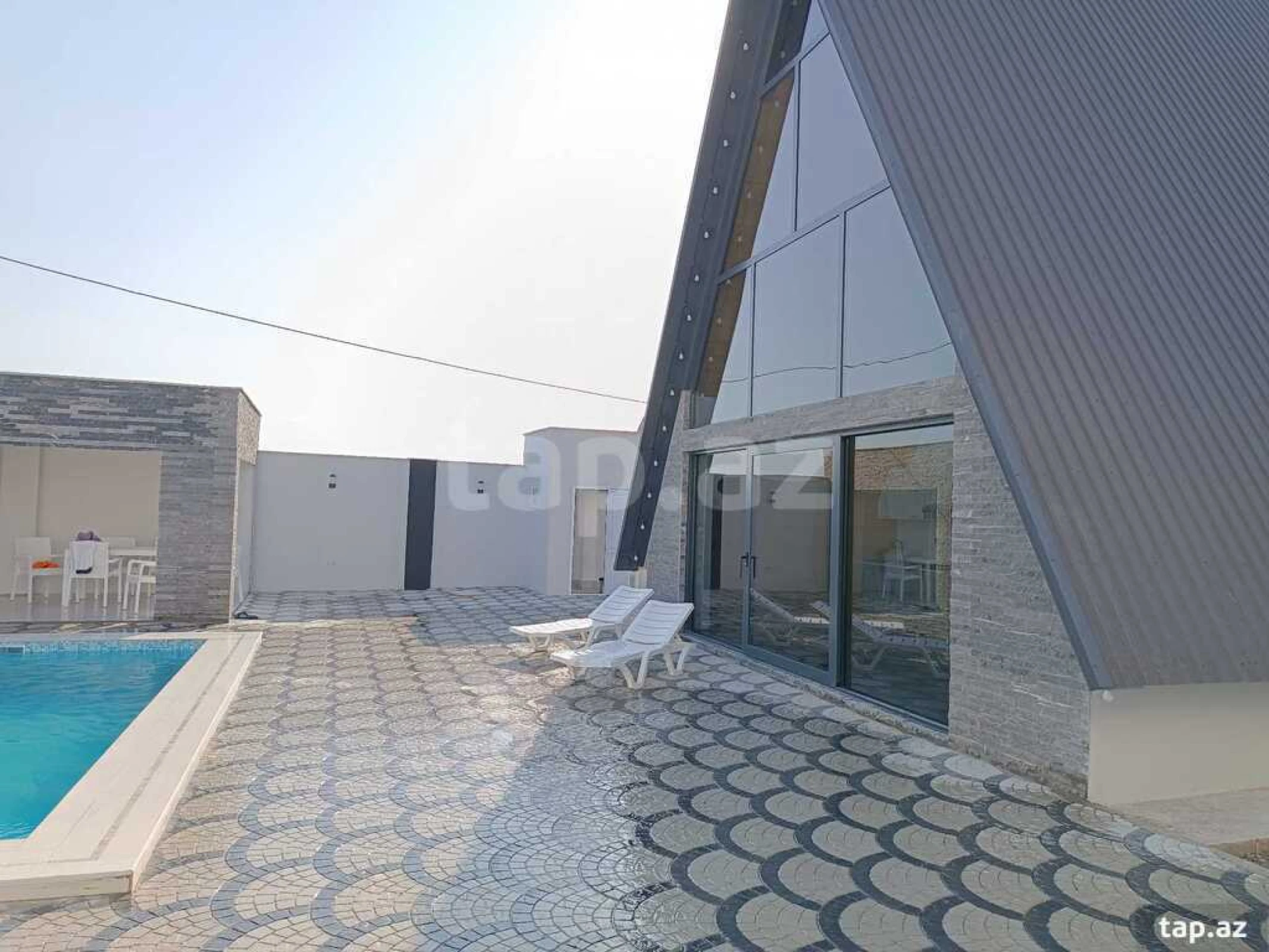 Kirayə verilir 3 otaqlı həyət evi