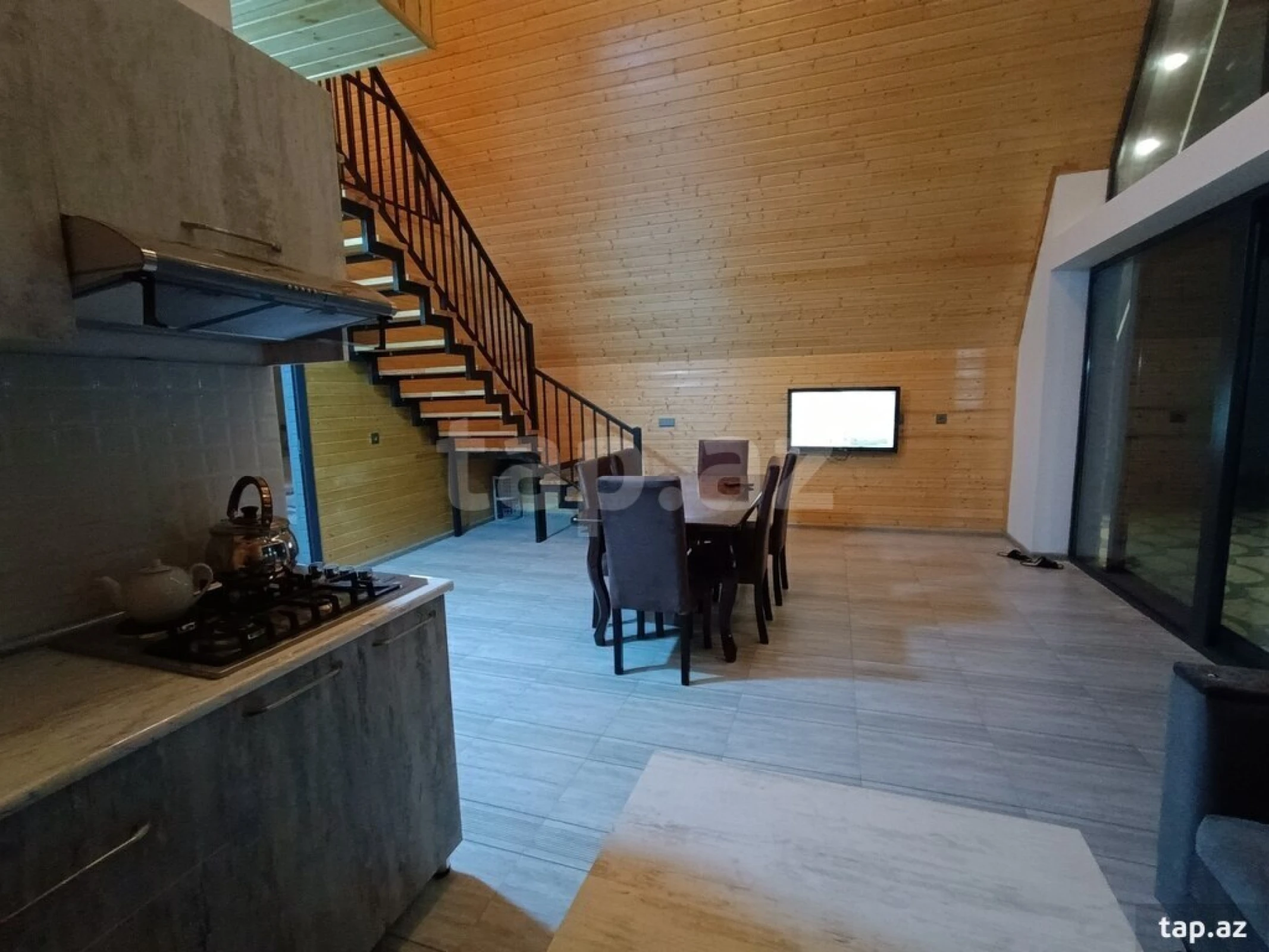 Kirayə verilir 3 otaqlı həyət evi