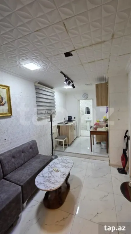 Kirayə verilir 2 otaqlı mənzil 33 m²