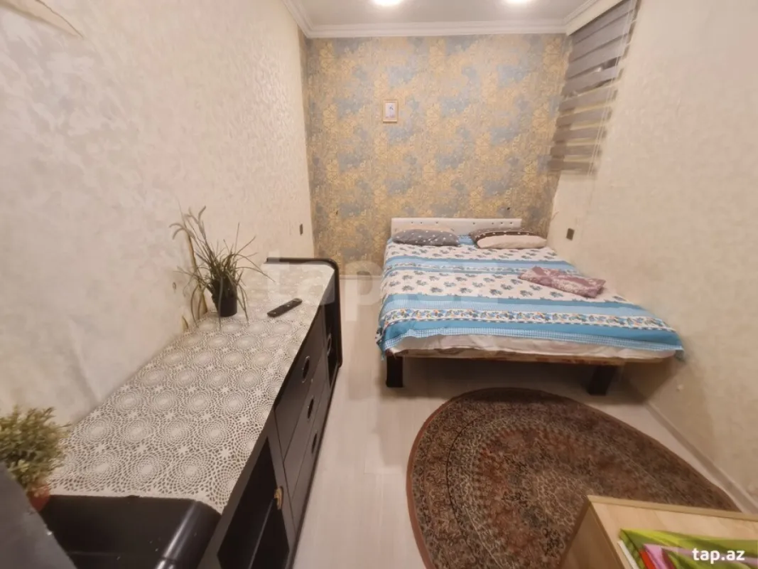 Kirayə verilir 2 otaqlı mənzil 33 m²