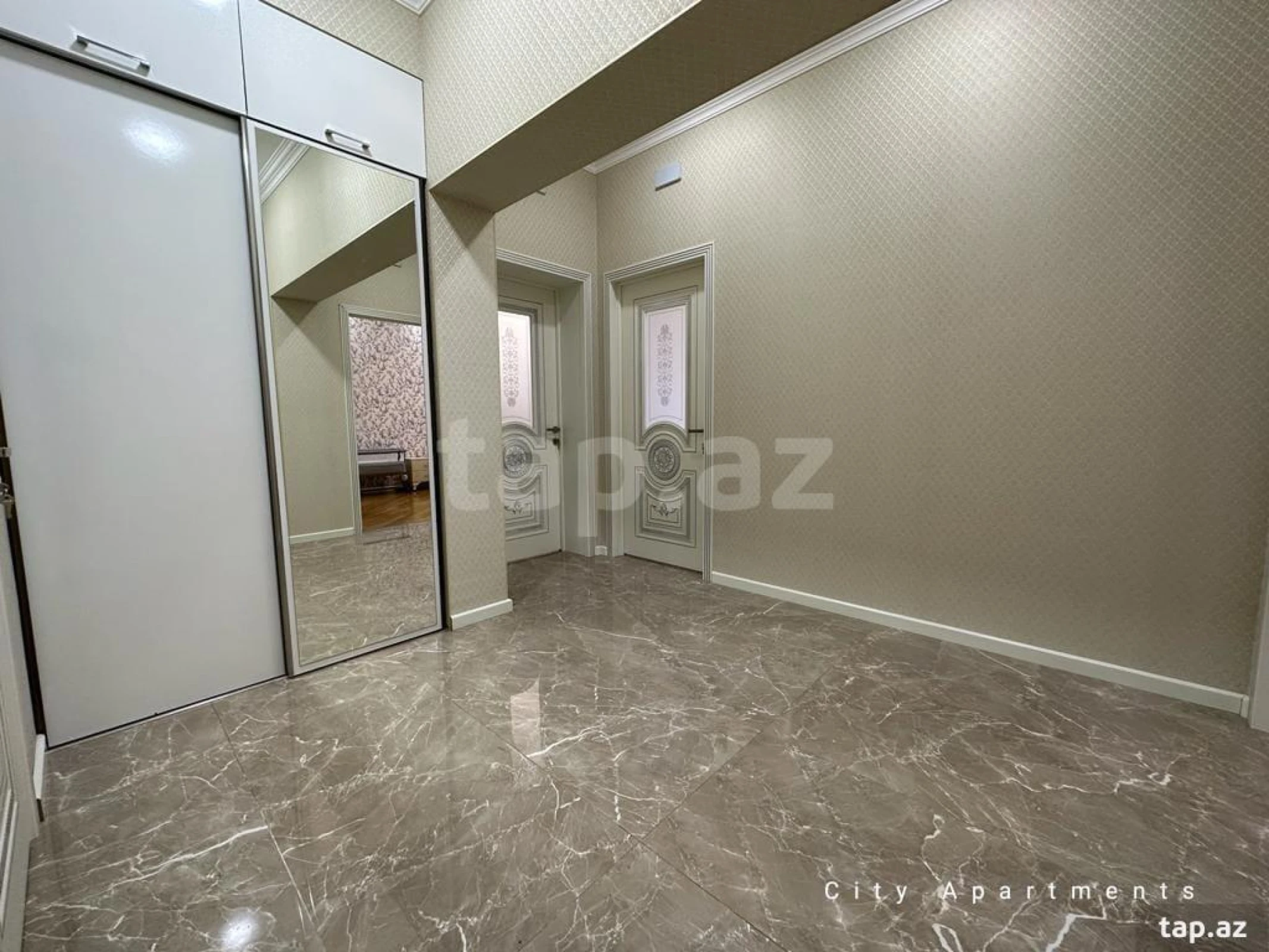 Kirayə verilir 2 otaqlı mənzil 80 m²