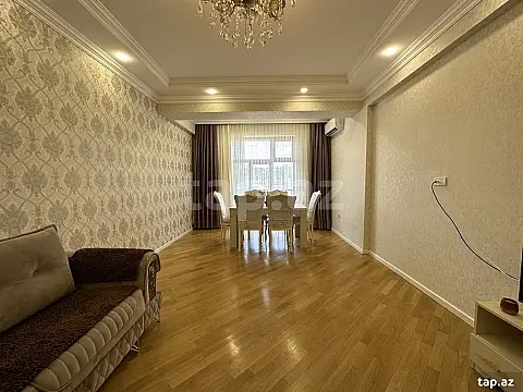 Kirayə verilir 2 otaqlı mənzil 80 m²