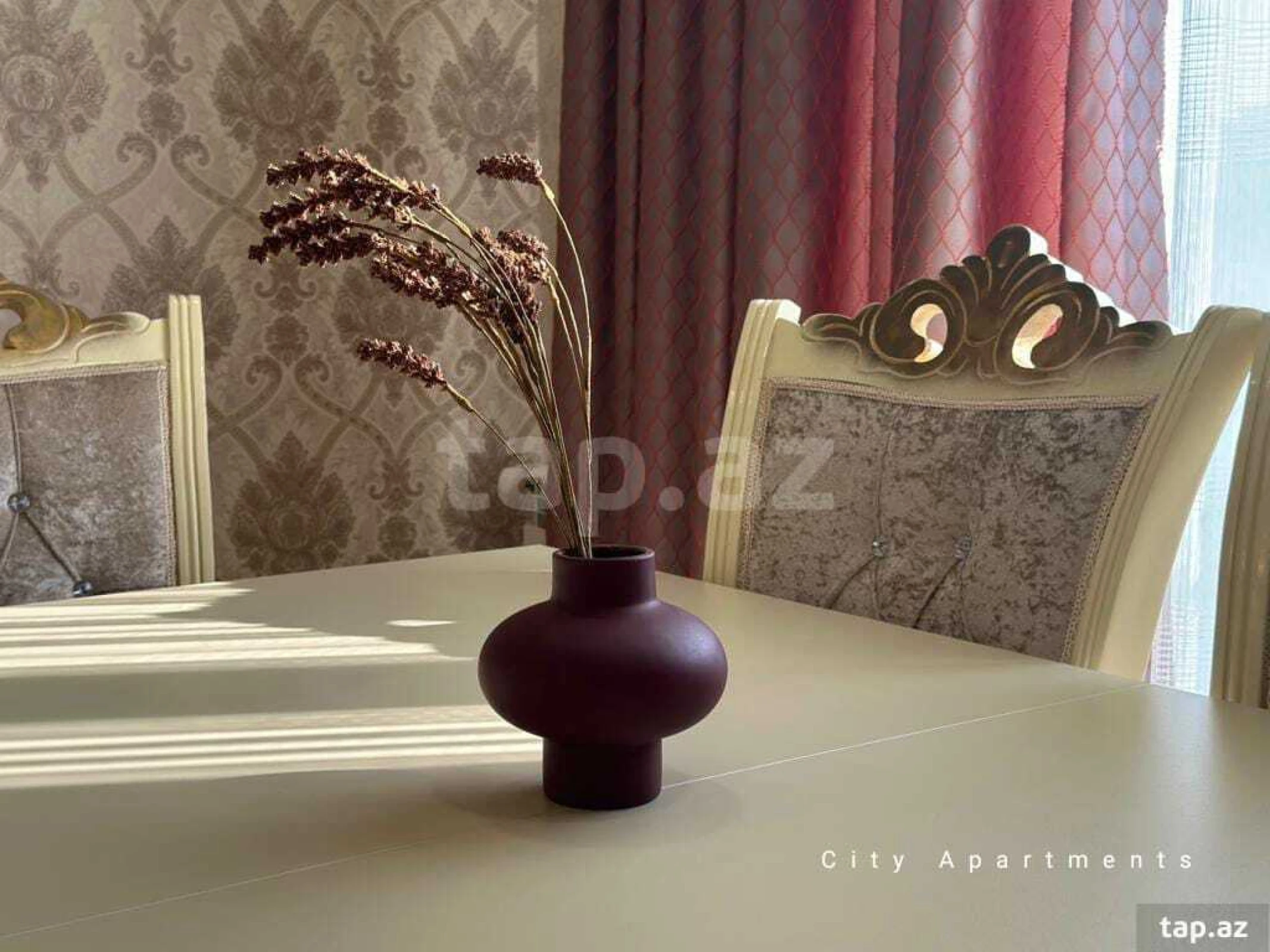 Kirayə verilir 2 otaqlı mənzil 80 m²