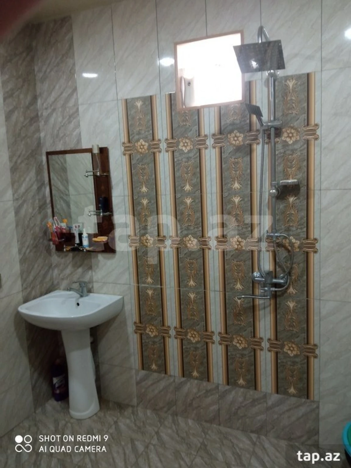 Satılır 3 otaqlı həyət evi